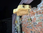 Lampa loftowa z plastra robinii akacjowej