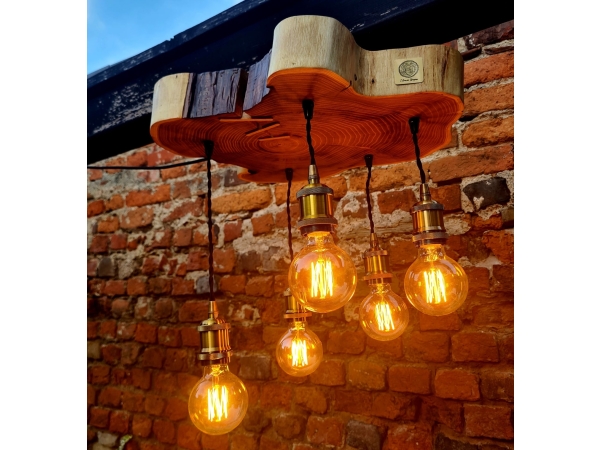 Loftowa lampa sufitowa pięć oprawek z robinii akacjowej