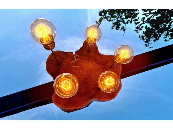 Loftowa lampa sufitowa pięć oprawek z robinii akacjowej