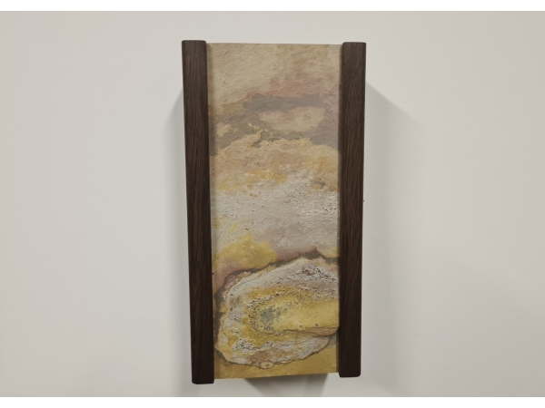 Kinkiet ścienny z forniru kamiennego i dębu wędzonego