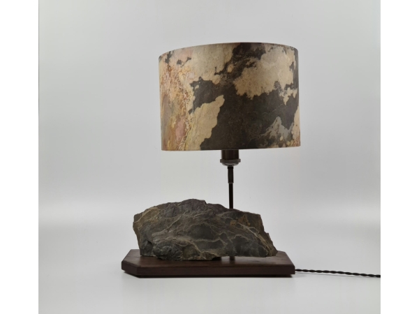 Lampa stołowa „Rock Elegance”