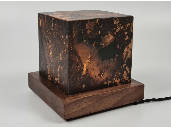 Lampa biurkowa CUBE LAWA